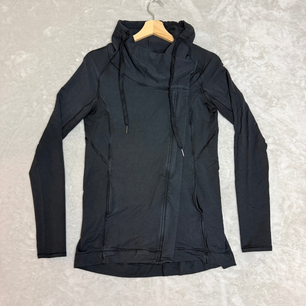 Lululemon Coast Easy Wrap Jacket Womens 4 Black Asymmetrical Zip Thumbhole Yoga